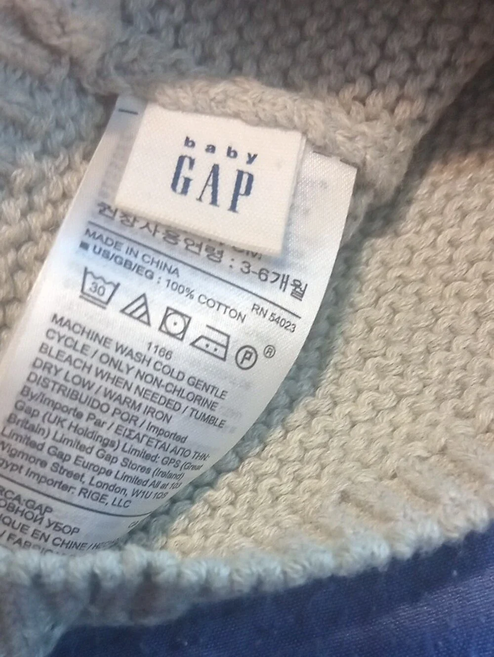 GAP Kids Knit Bear Ear Hats - Blue, Pink, Gray, Cream Lot Of 4. 3/6 Months.